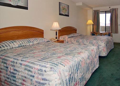 Econo Lodge Піко-Рівера Номер фото